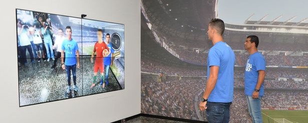Cristiano-Ronaldo-visit-the-new-CR7-museum