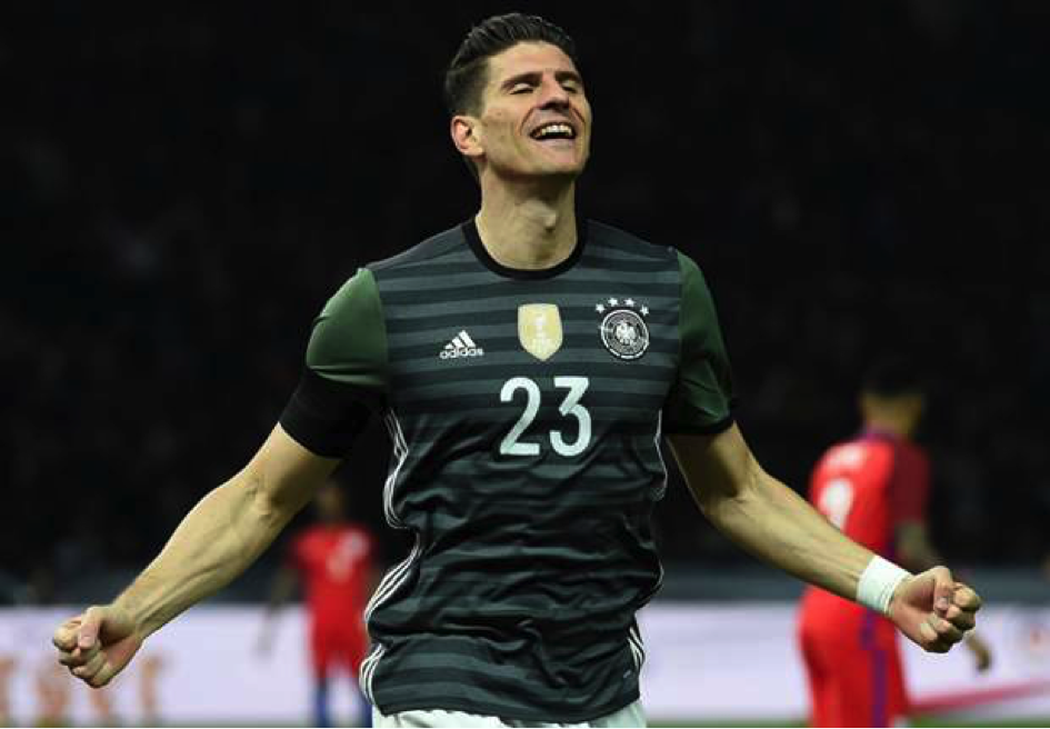 gomez1