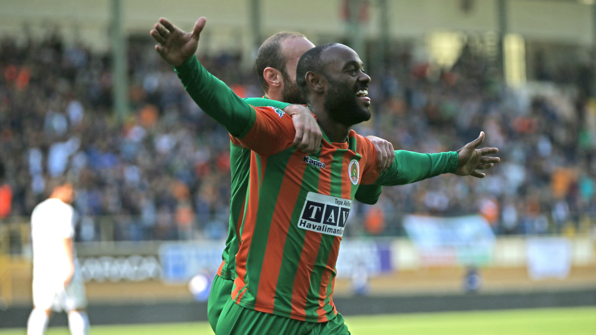 vagner-love-aytemiz-alanyaspor-kasimpasa-stsl-04012017_188332yei2icm1g6vorxm1j00u