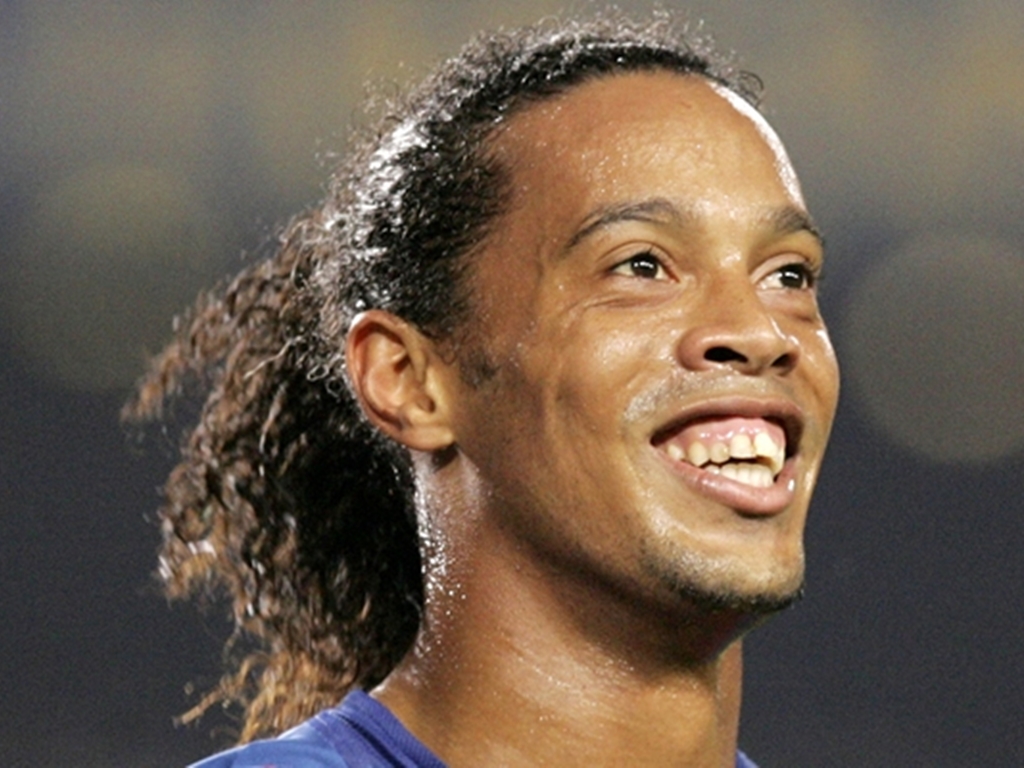 Antalyaspor, Ronaldinho ile anlaştı
